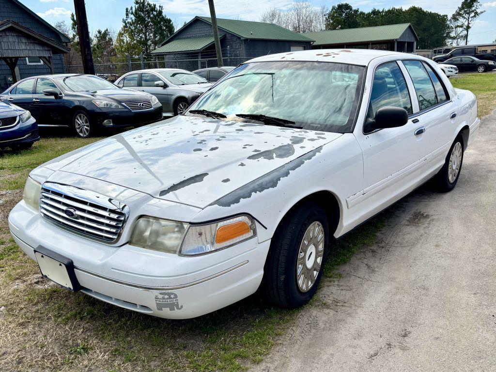 2003 Ford Crown Victoria Standard