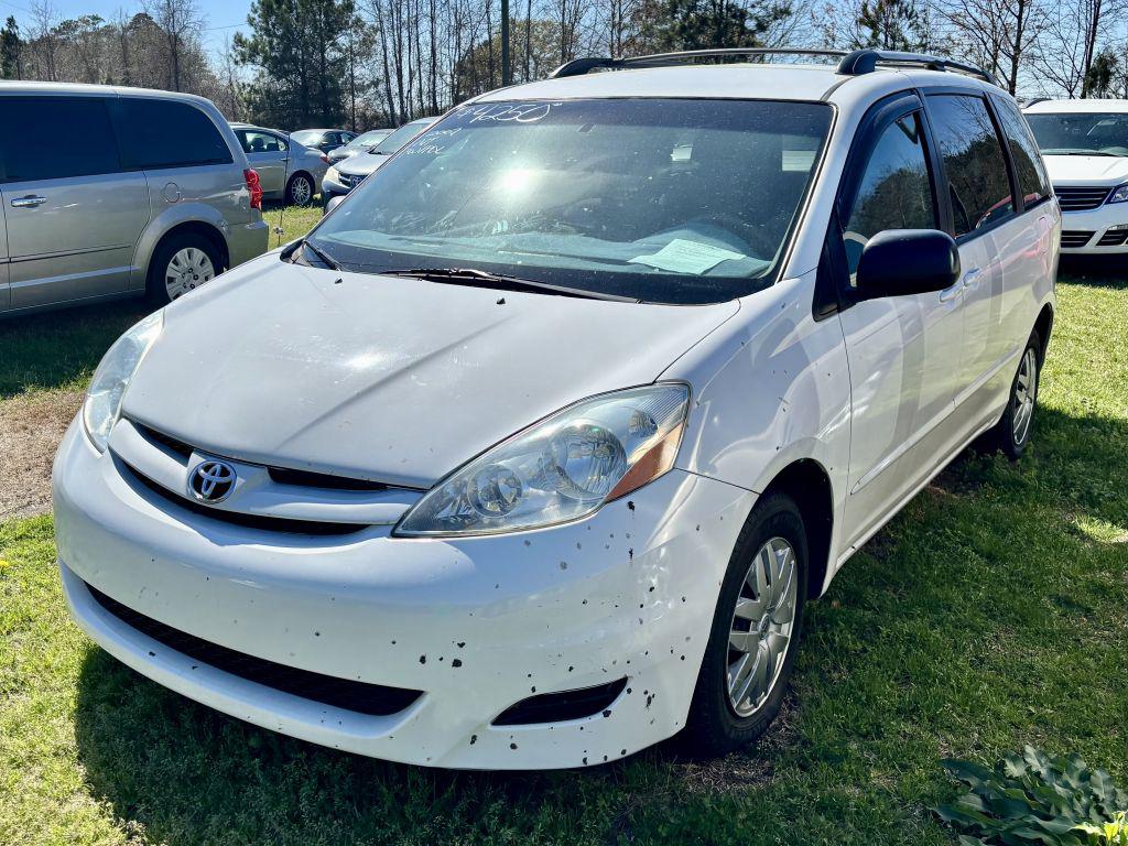 2007 Toyota Sienna  Le  5d Wagon