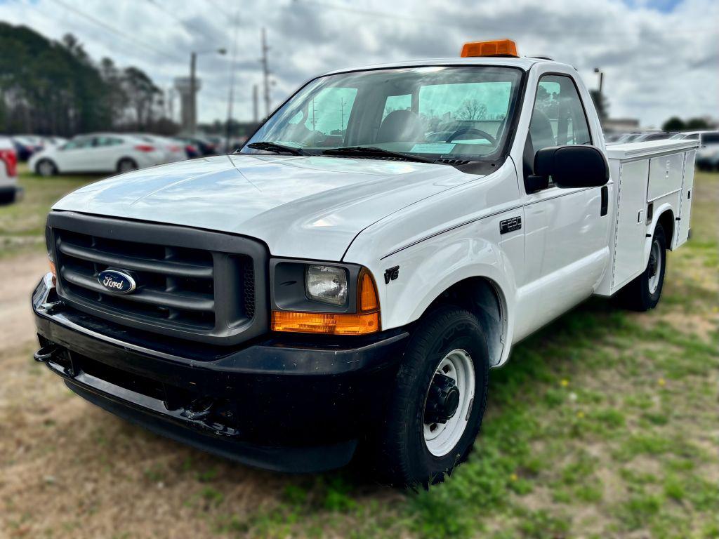 2001 Ford F-250 XL Regular Cab's photo