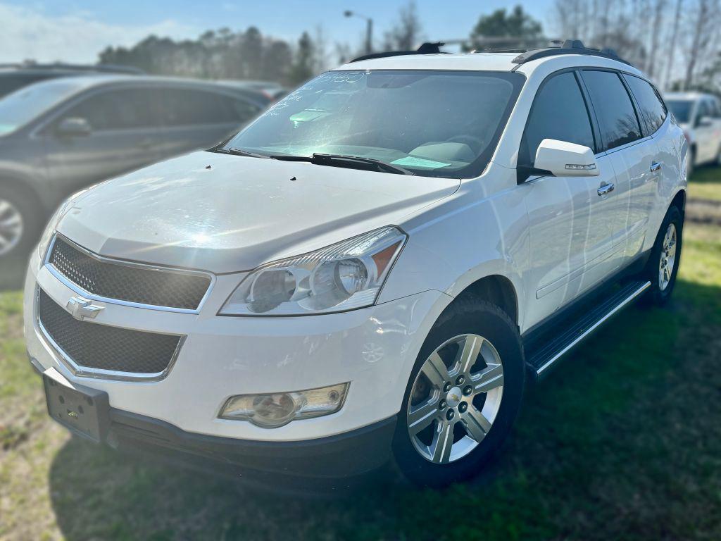 2012 Chevrolet Traverse 2LT FWD's photo